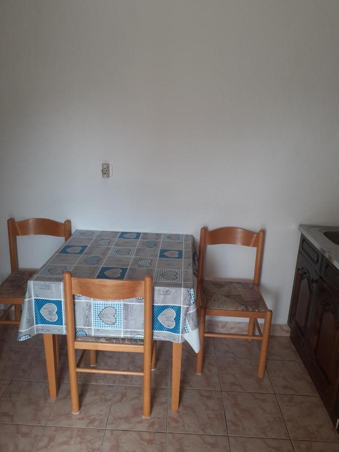 Apartments Mara Bela Карлобаг Экстерьер фото
