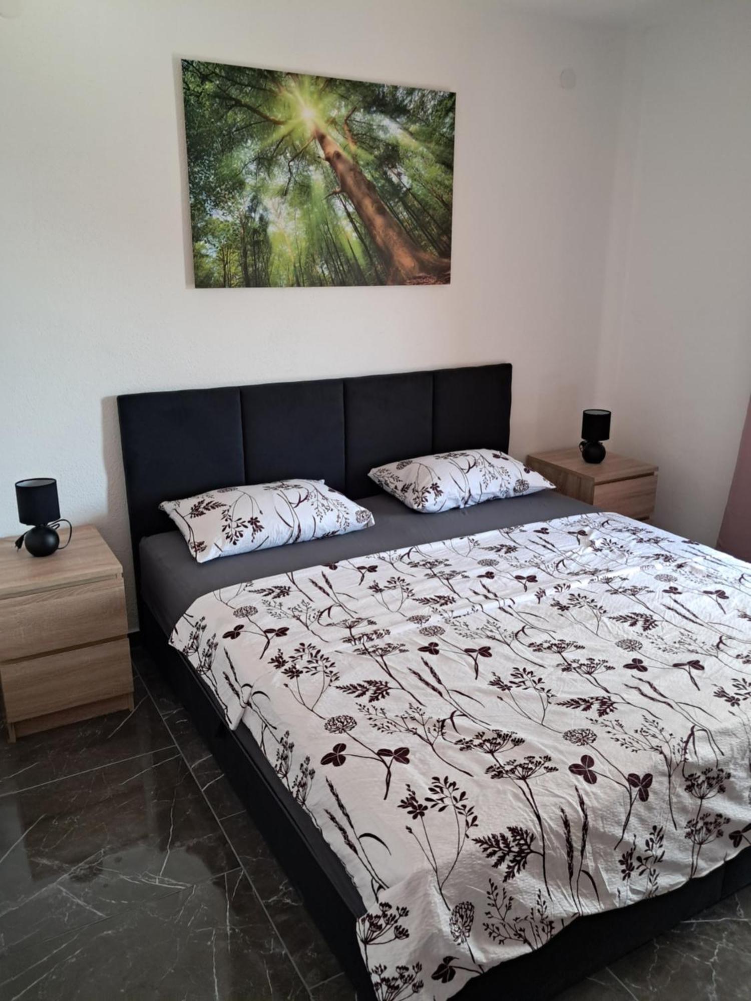 Apartments Mara Bela Карлобаг Экстерьер фото